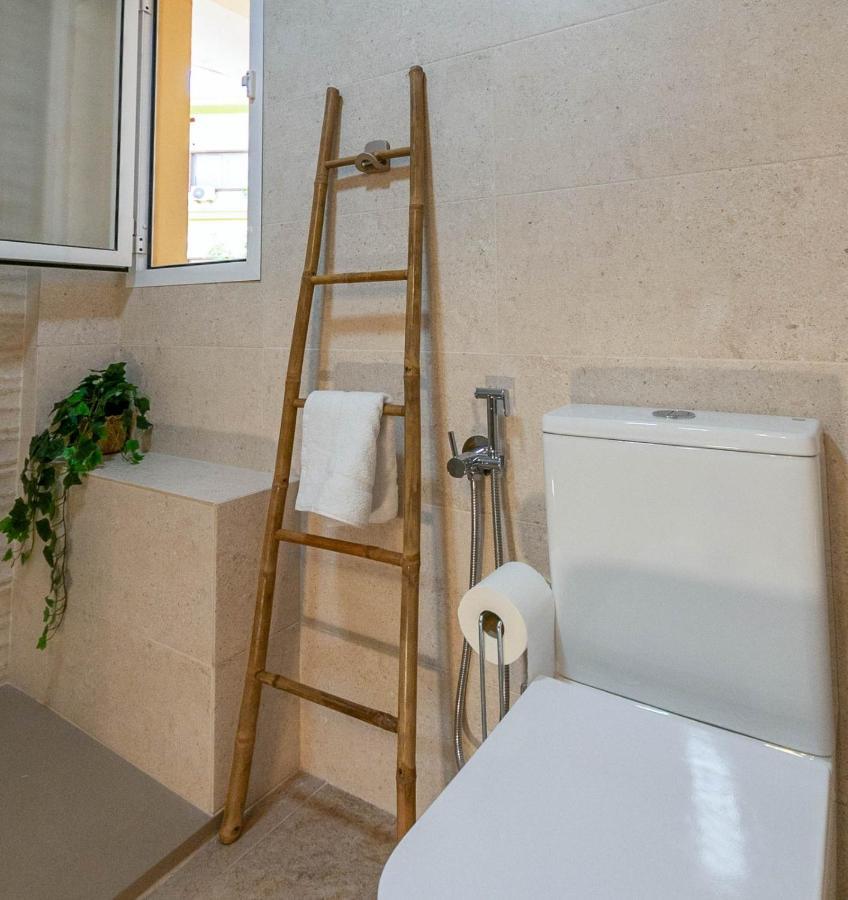 Mono Apartment *