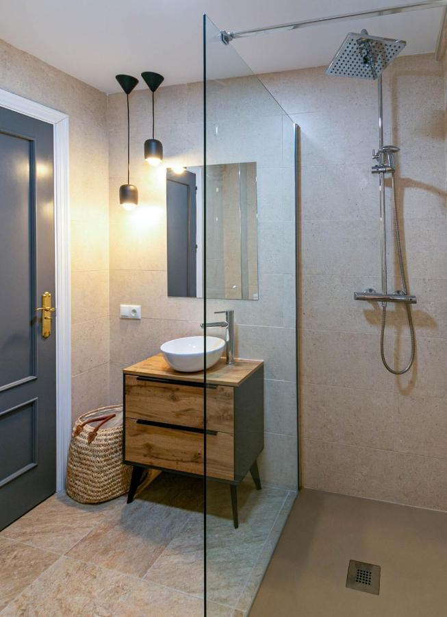 Mono Apartment